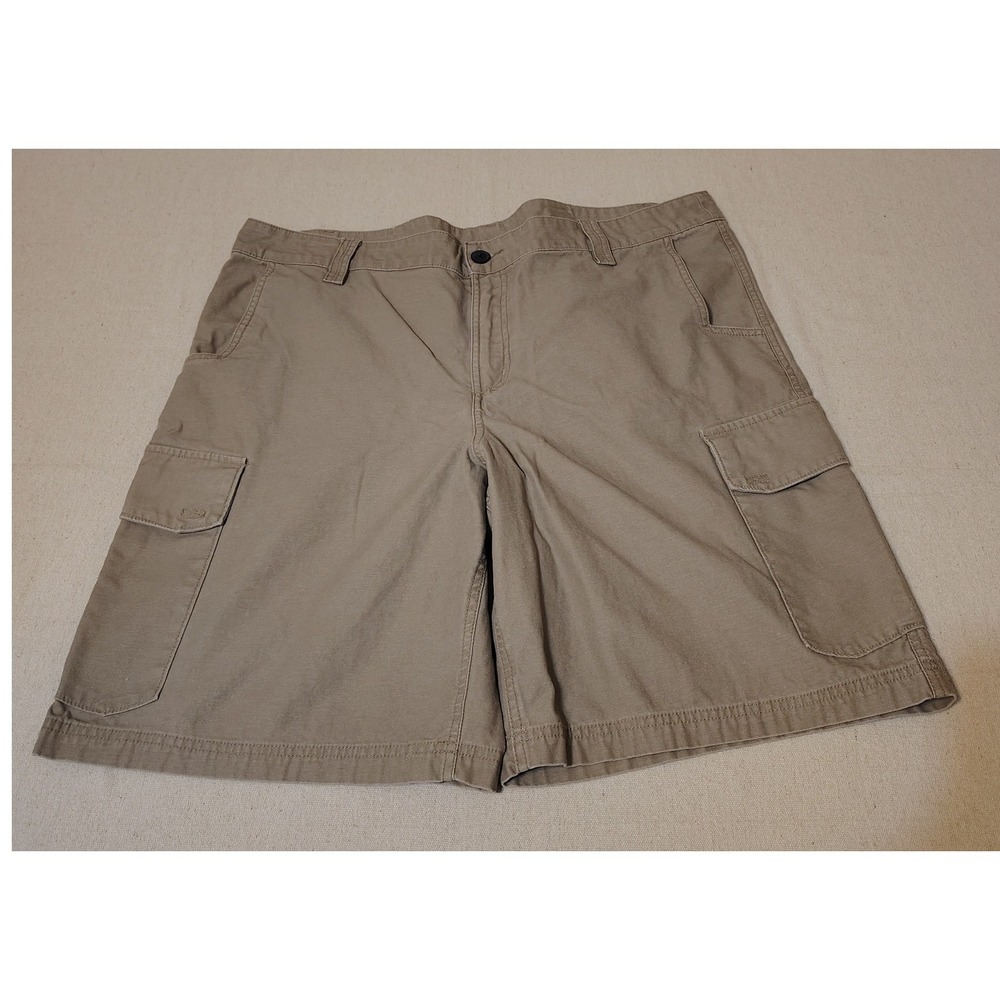 Magellan Outdoors Mens Khaki Cargo Shorts Sz 42W Tan Cotton Blend Hiking 16